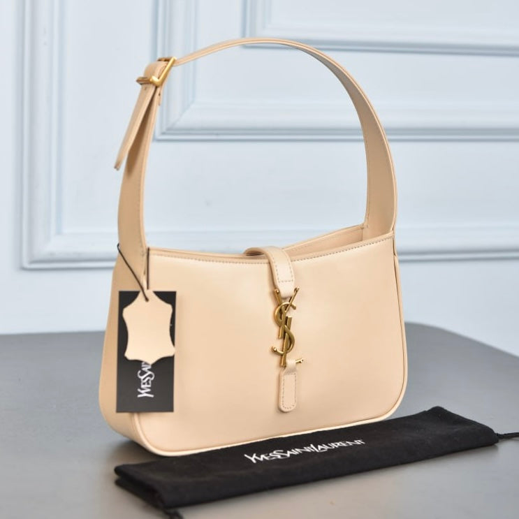 Ysl Le 5 a 7 hobo bag beige(23cm x 16cm)