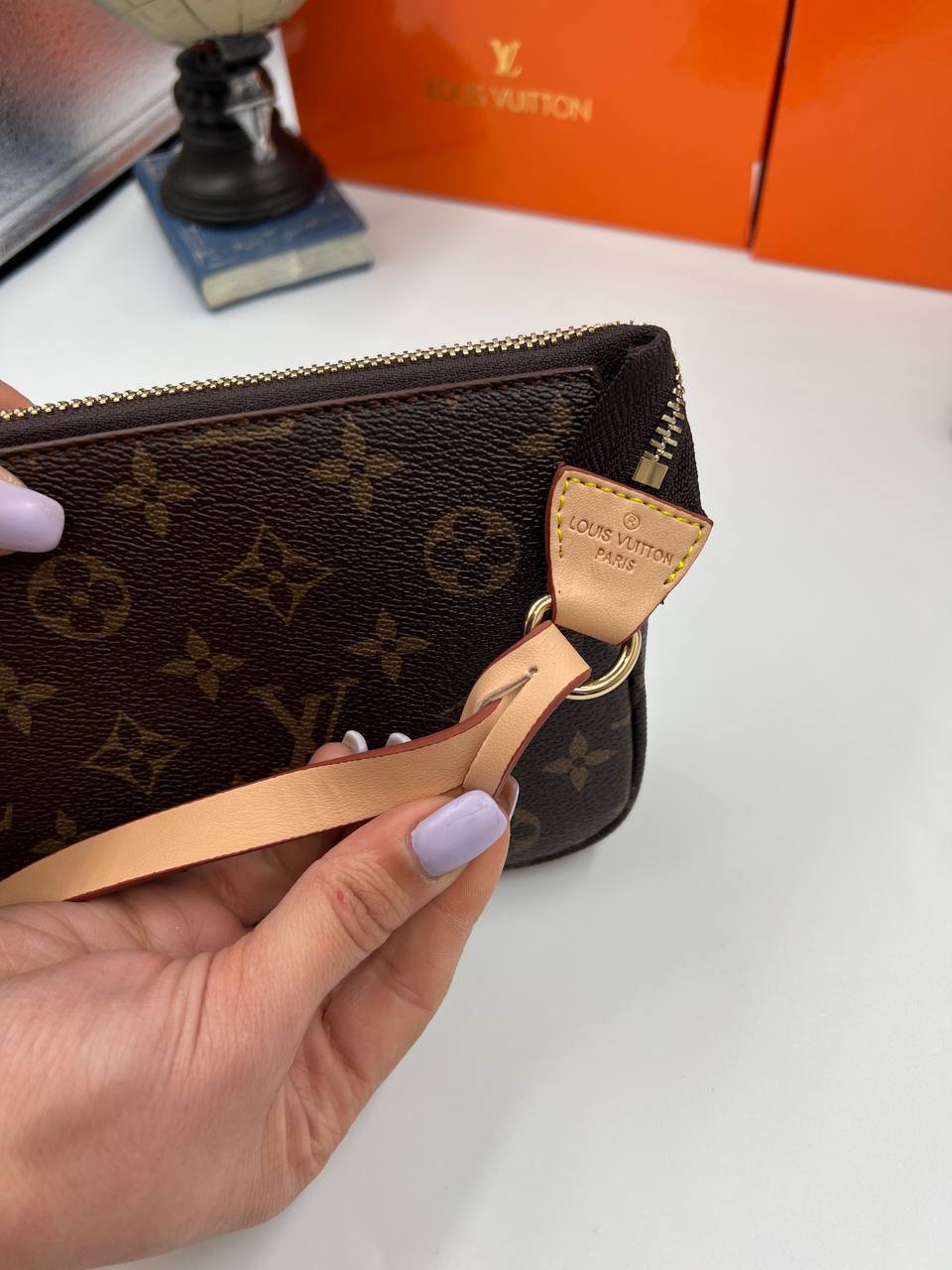 Louıs Vuıtton Pochette monogram brown