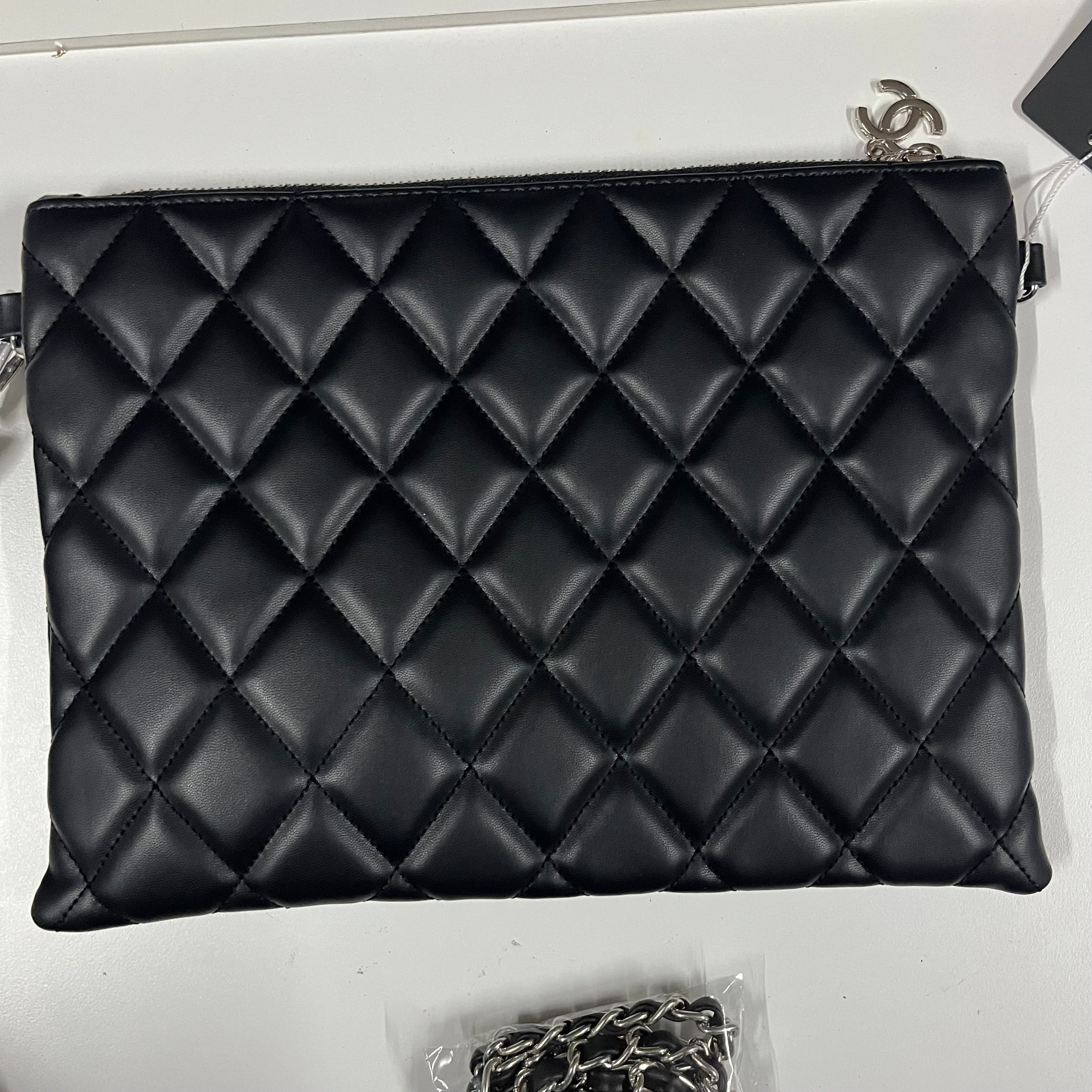 Chanel φάκελος black  (29cm x 21cm)