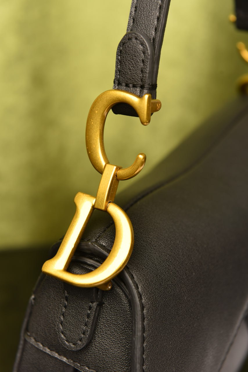 DIOR SADDLE BLACK(19cm x 17cm)