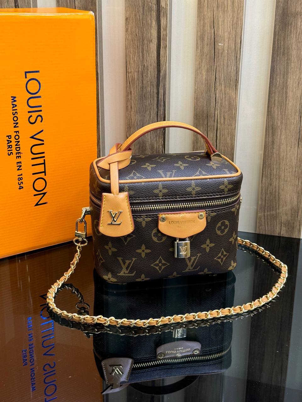 LOUIS VUITTON VANITY PM