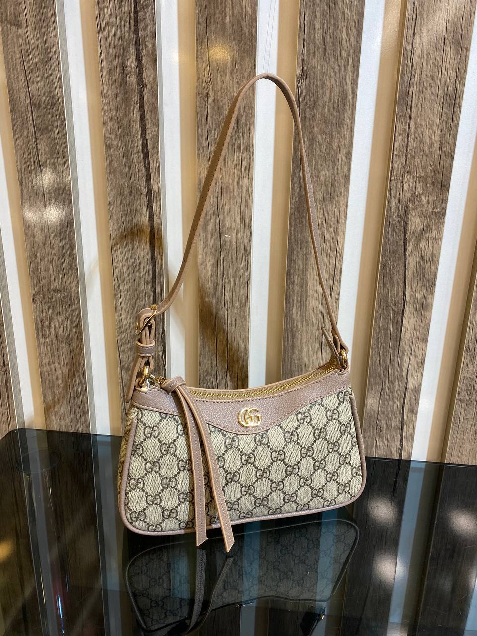 Gucci ophidia beige(Size 25x15)