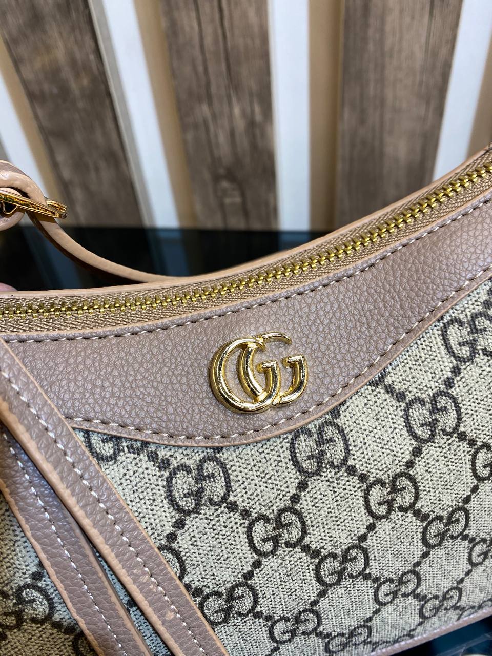 Gucci ophidia beige(Size 25x15)