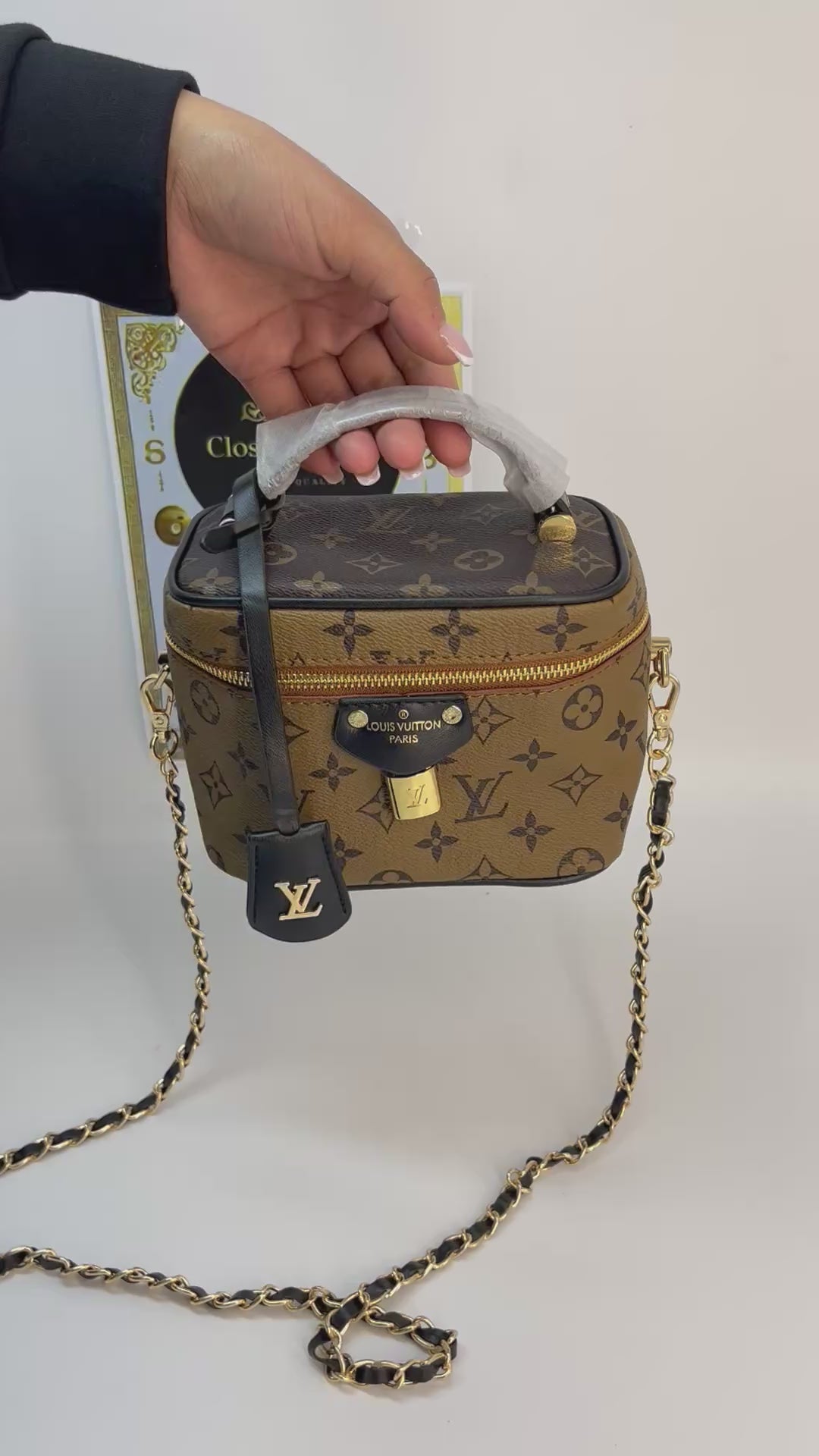 LOUIS VUITTON VANITY CASE(23cmx19cm)